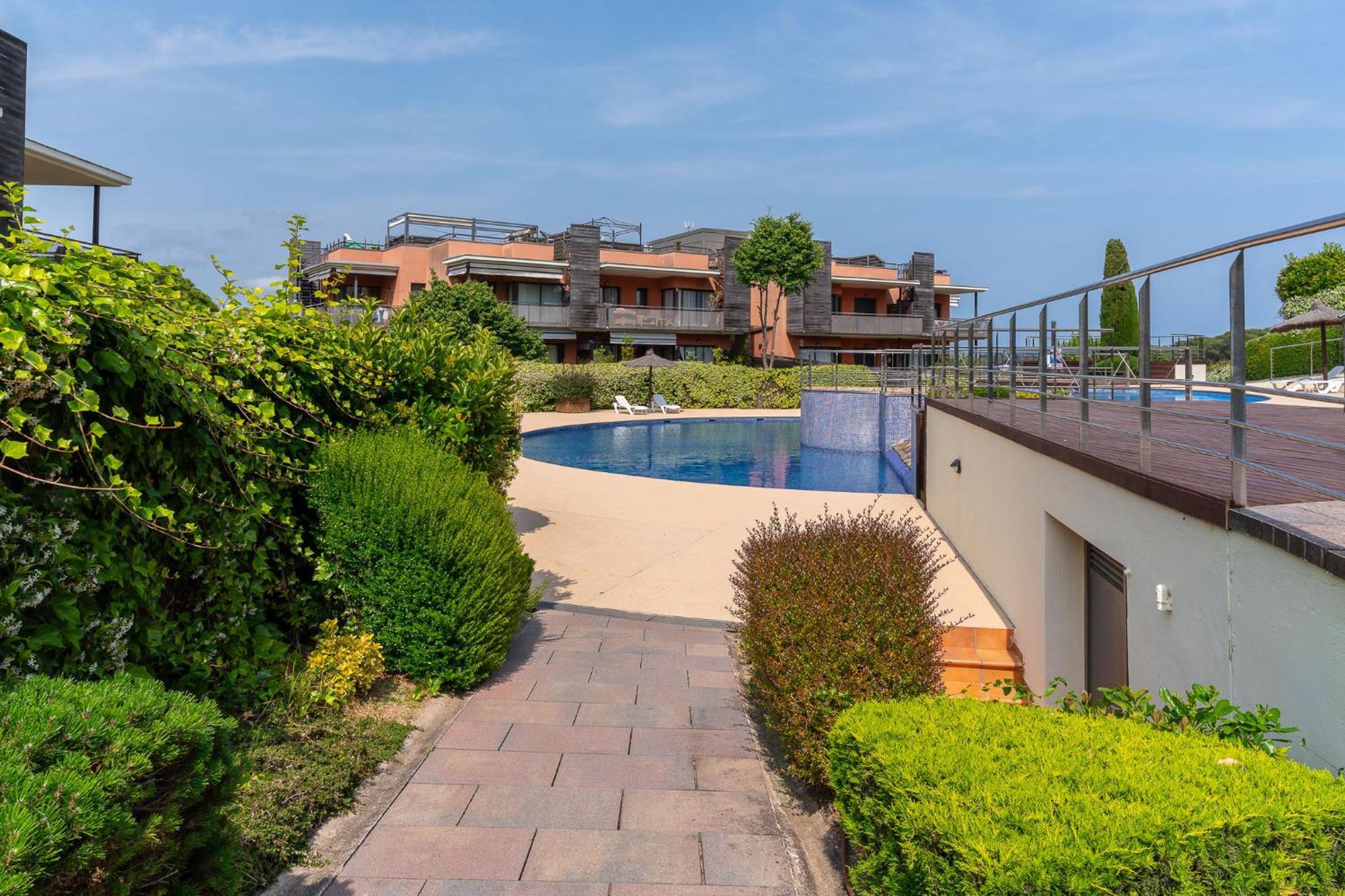 Apartamento Charming Garden En 