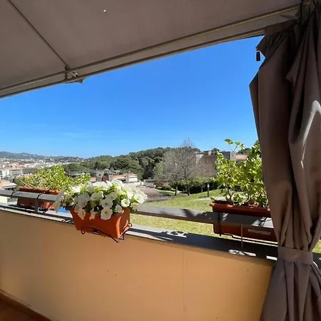 Charming Garden Apartment En 